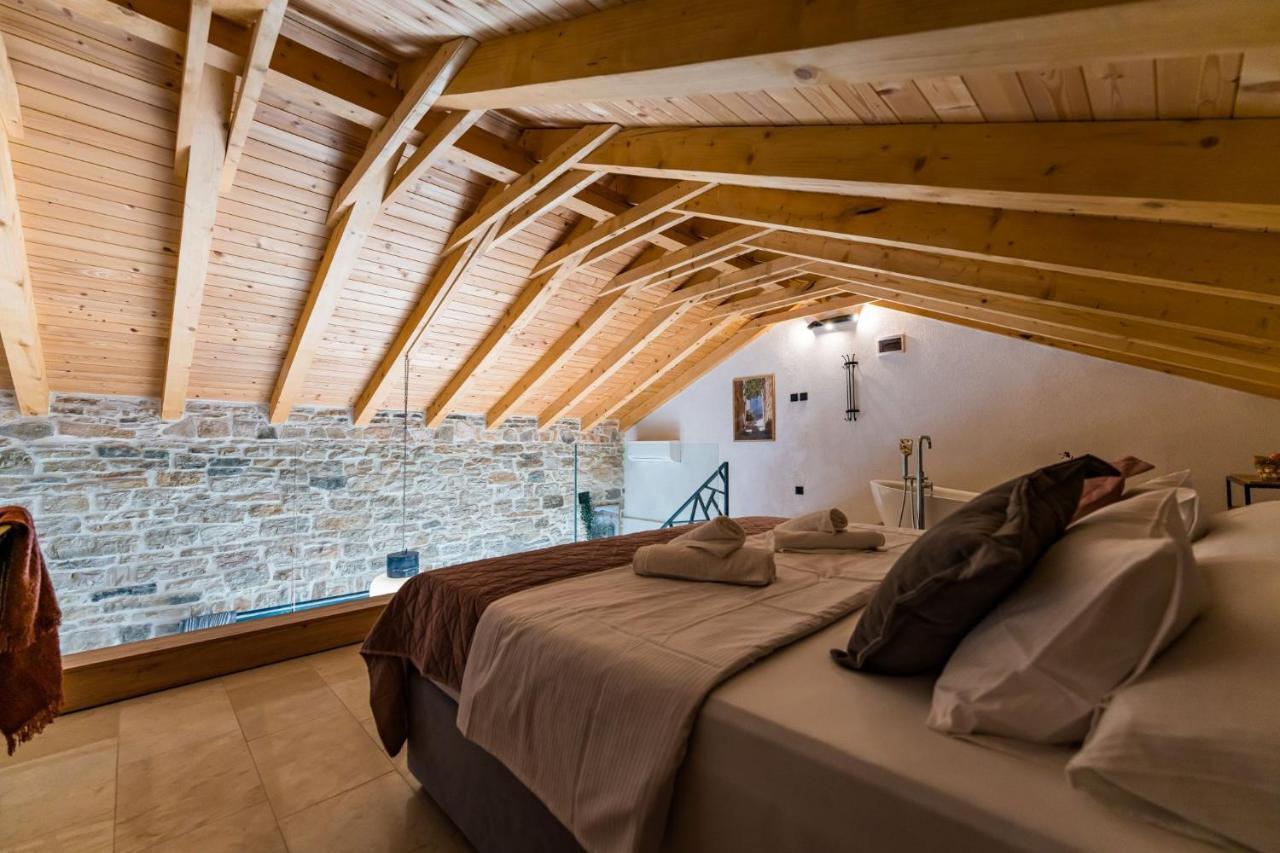 Villa Stone House With Pool Poeta Pridraga Exterior foto