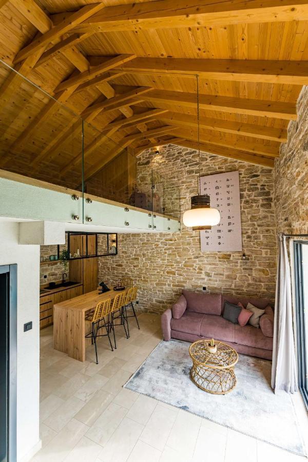 Villa Stone House With Pool Poeta Pridraga Exterior foto